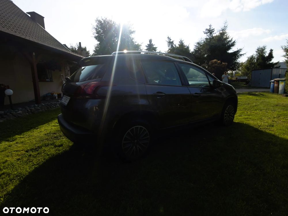 Peugeot 2008 1.2 Pure Tech Style - 30