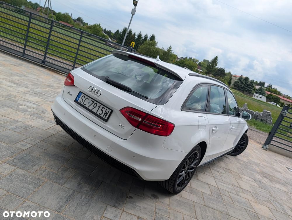 Audi A4 Avant 2.0 TDI DPF clean diesel multitronic S line Sportpaket - 7