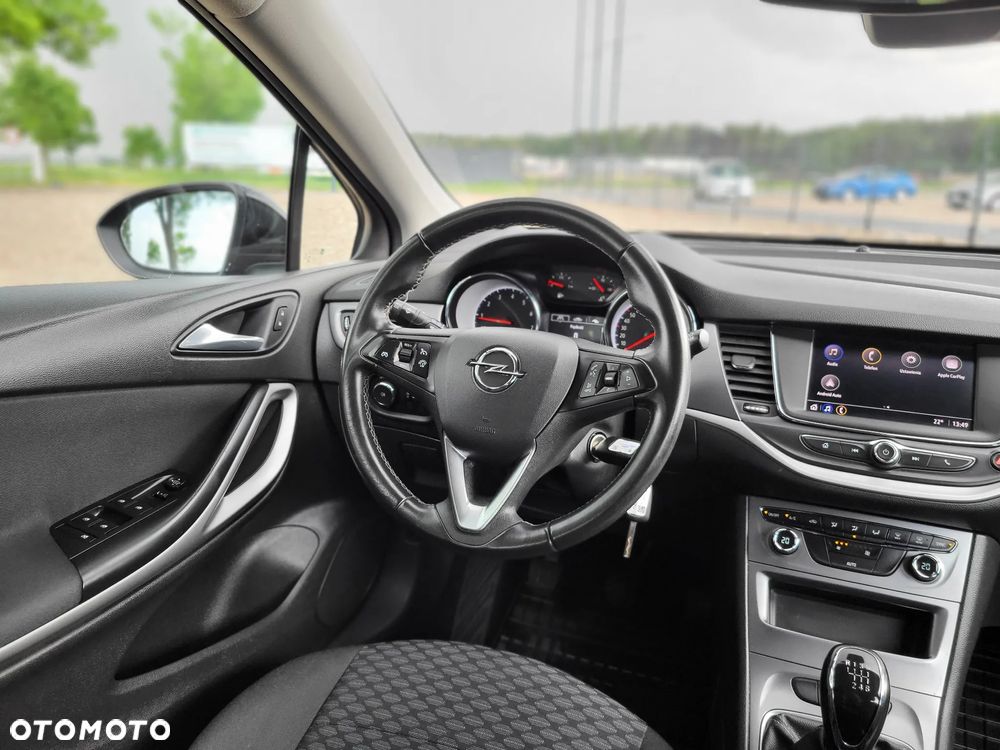 Opel Astra 1.2 Turbo Edition - 10