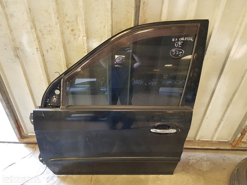 Porta Frente Esquerda Kia Carnival - 2