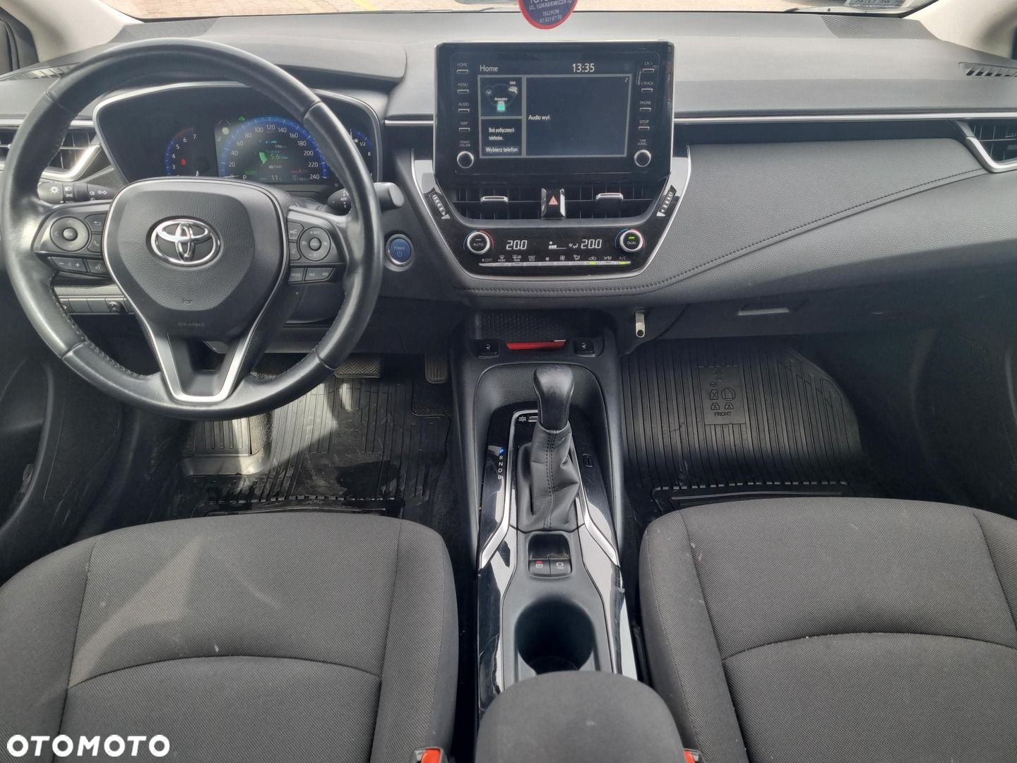 Toyota Corolla - 10