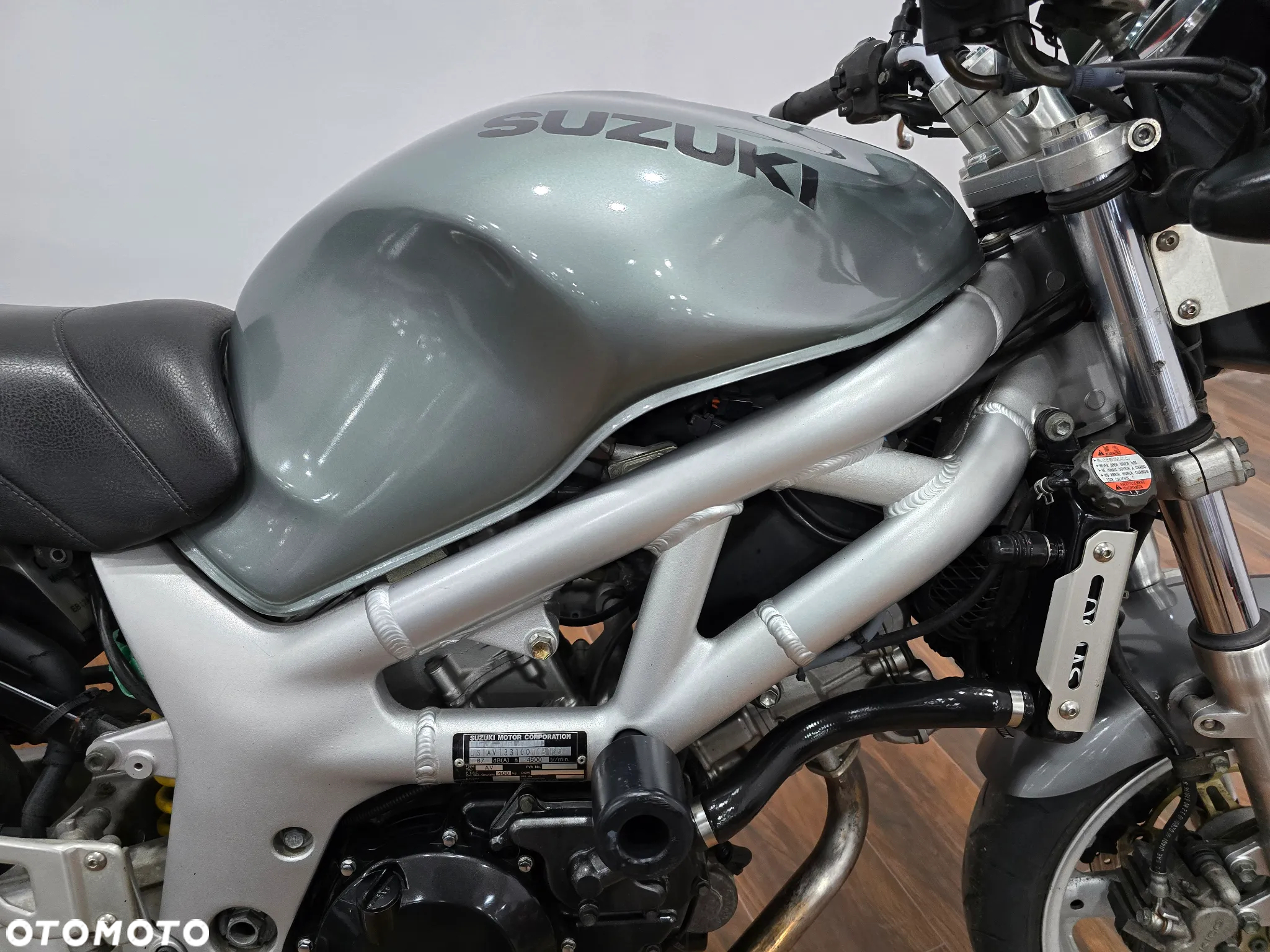 Suzuki SV - 10