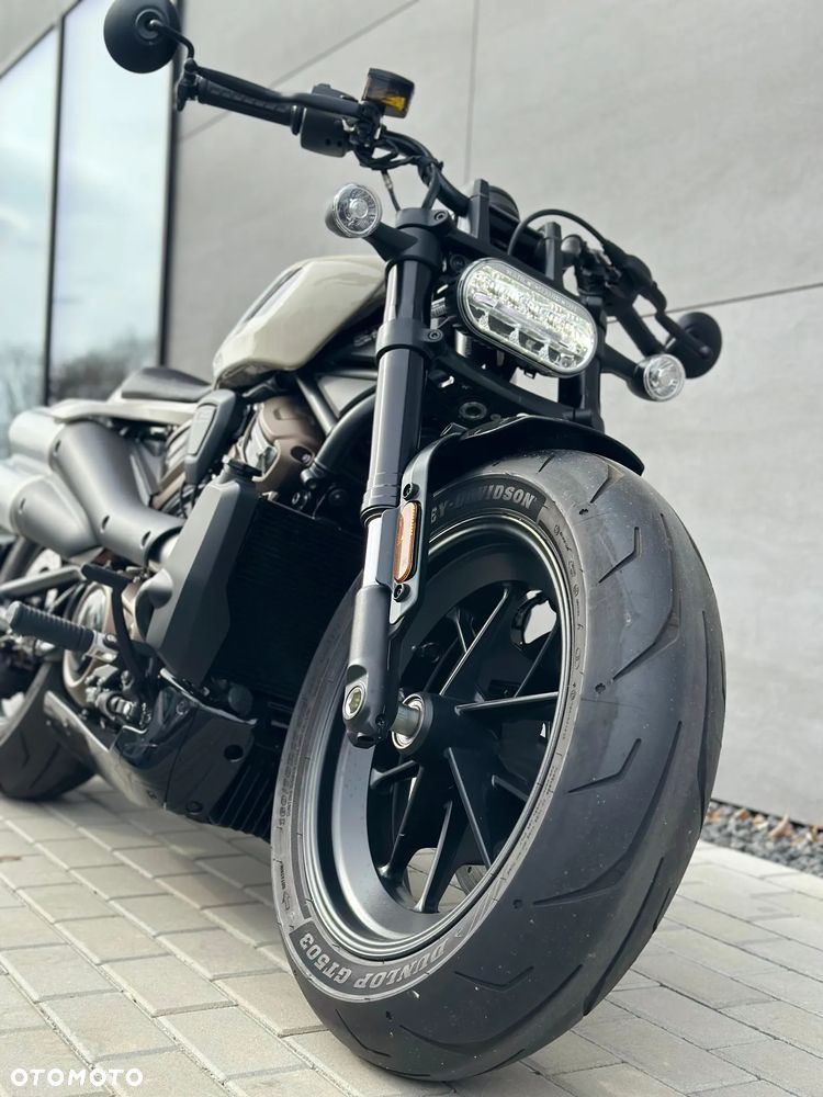 Harley-Davidson Sportster - 7