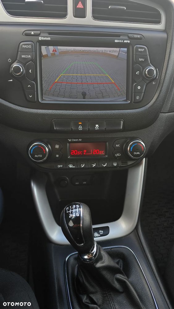 Kia Ceed 1.6 CRDi L - 11