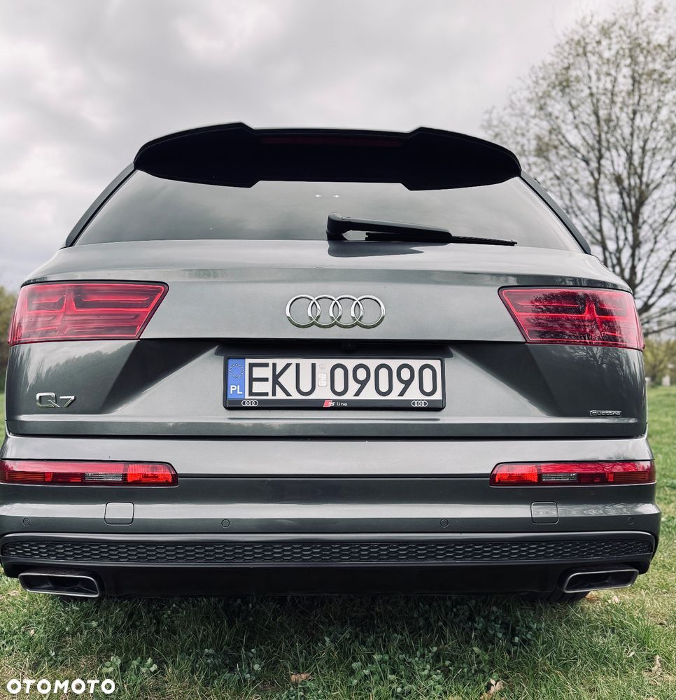 Audi Q7 - 4