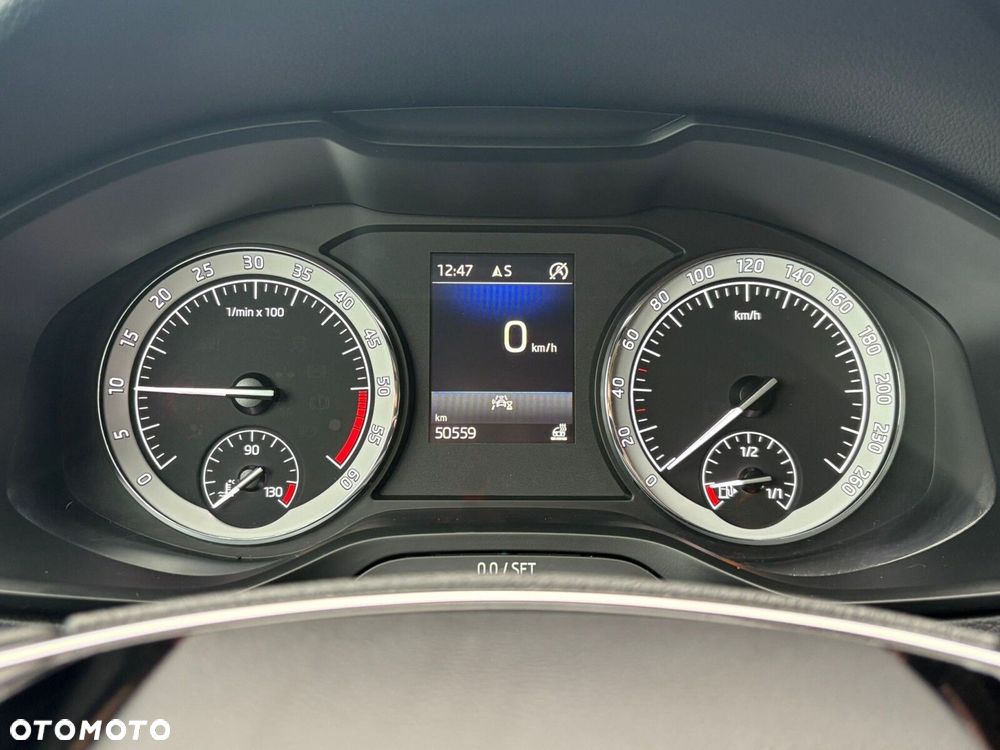 Skoda Karoq 2.0 TDI SCR 4x2 Style - 8