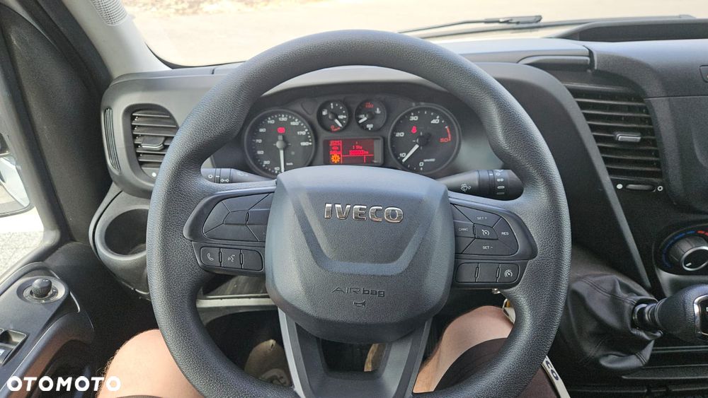 Iveco DAILY - 18