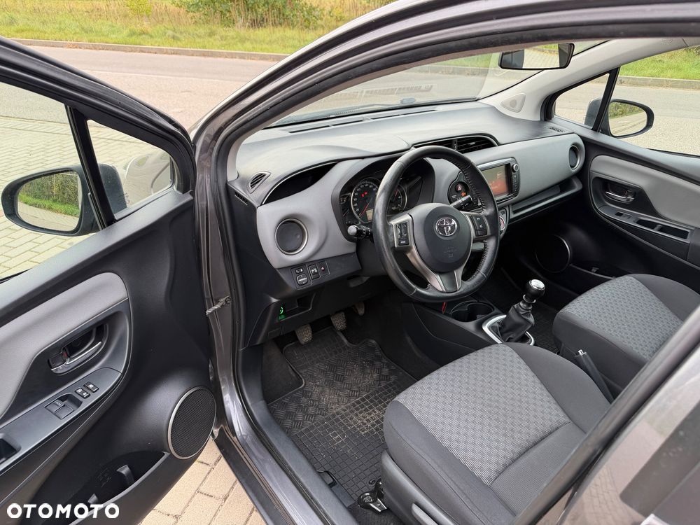 Toyota Yaris - 8