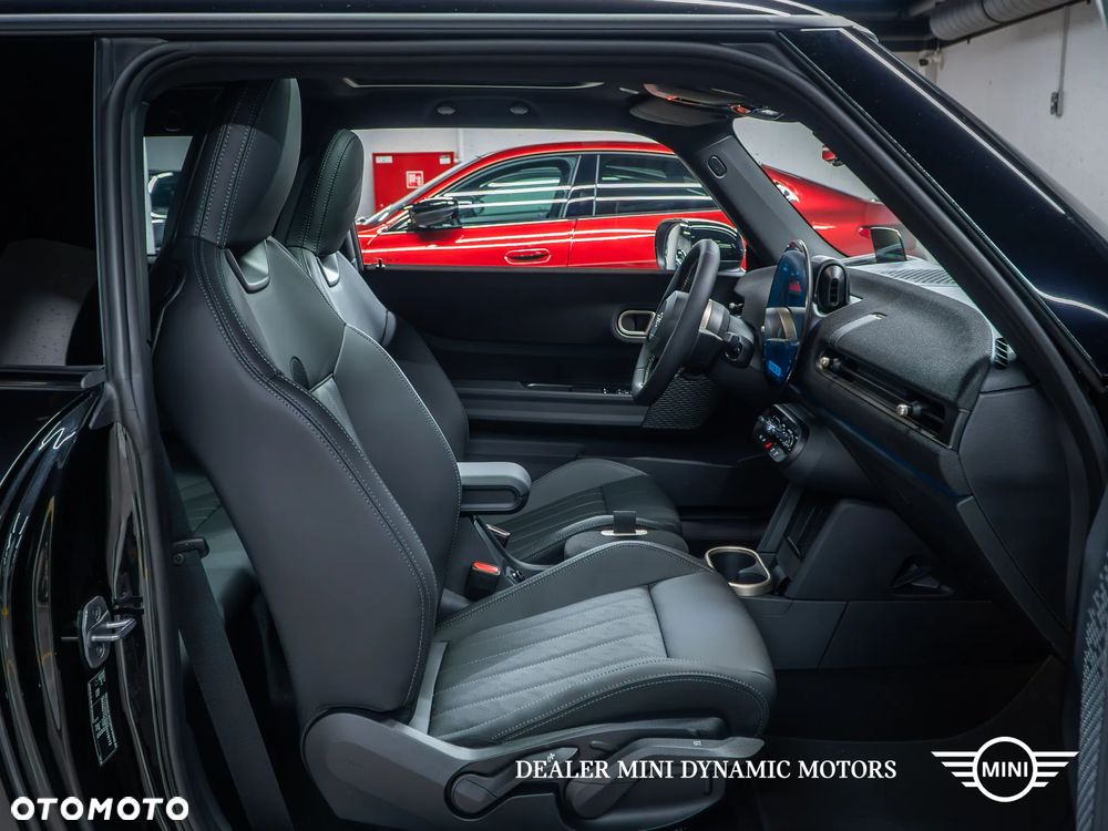 MINI Cooper S Favoured Trim - 17