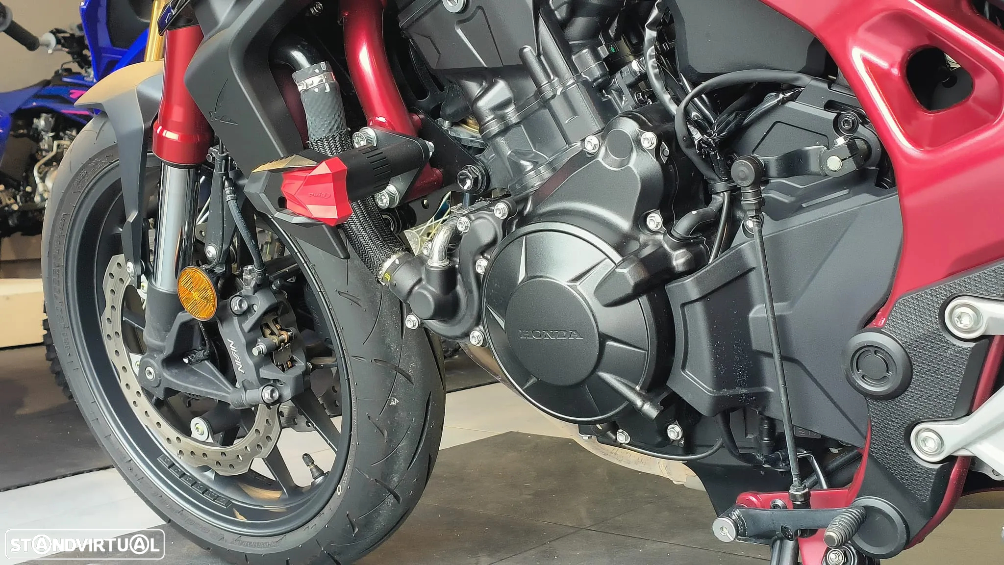 Honda Hornet 750 - 10