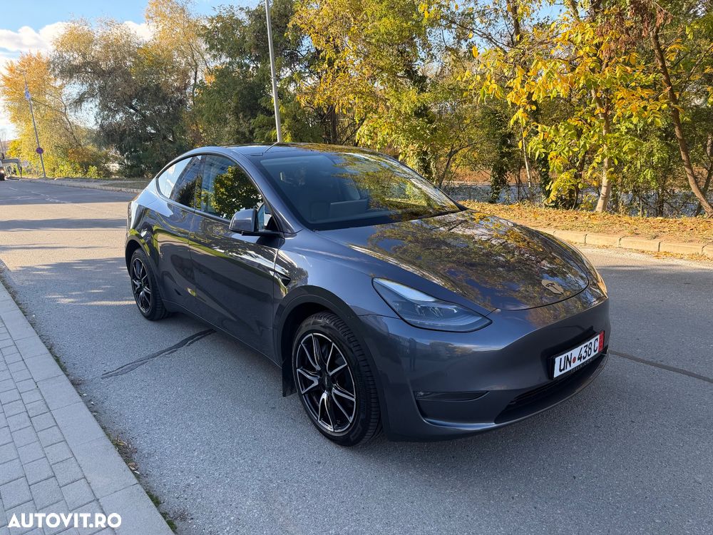 TESLA Model Y 2021 — imagine 2