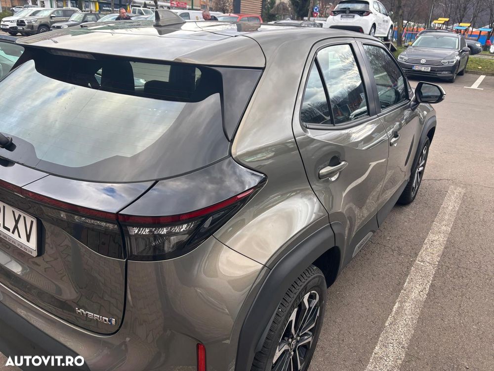 Toyota Yaris Cross 1.5 VVT-i HSD 4x2 Dynamic - 17