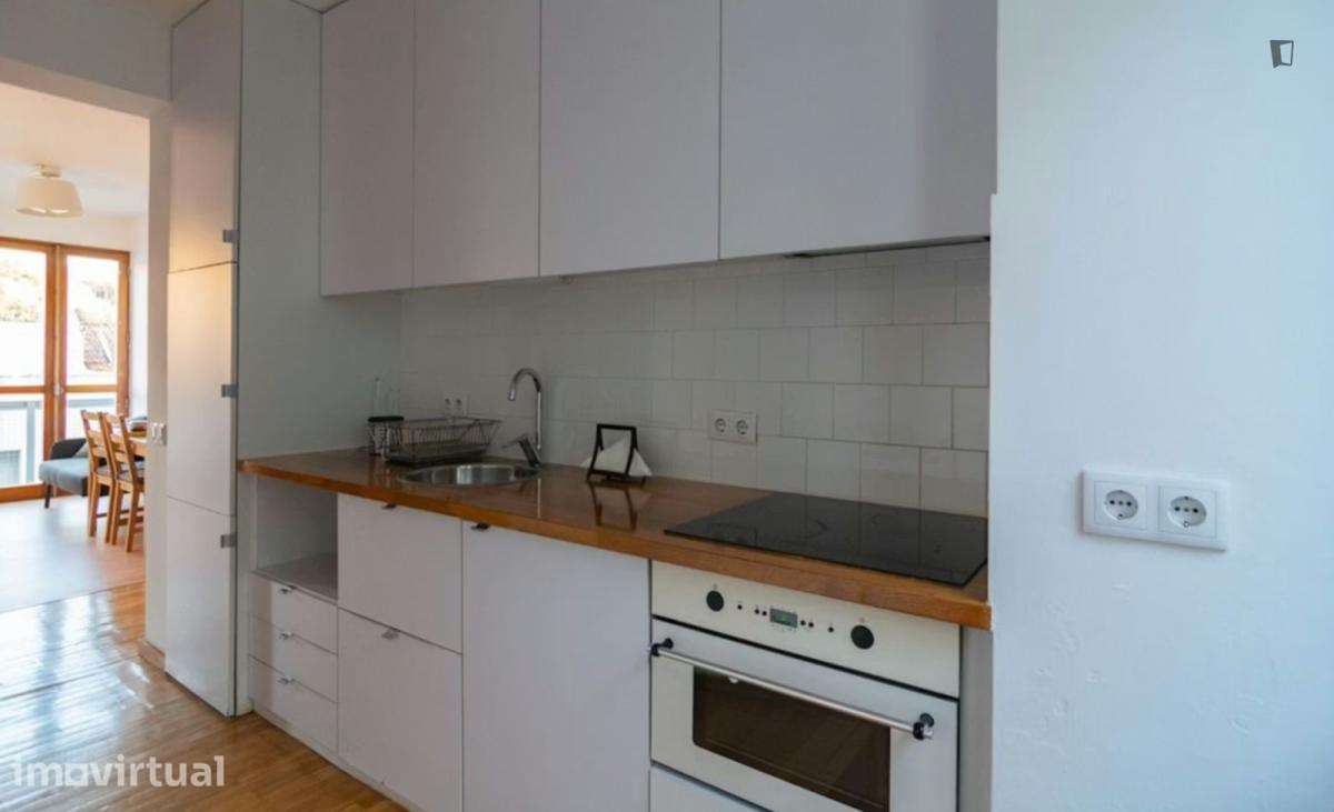 Quarto - localizado em Massarelos Porto - Grande imagem: 3/8