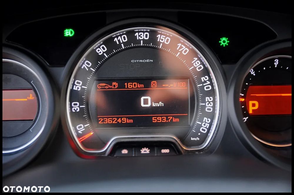 Citroën C5 HDi 135 Automatik Exclusive - 31