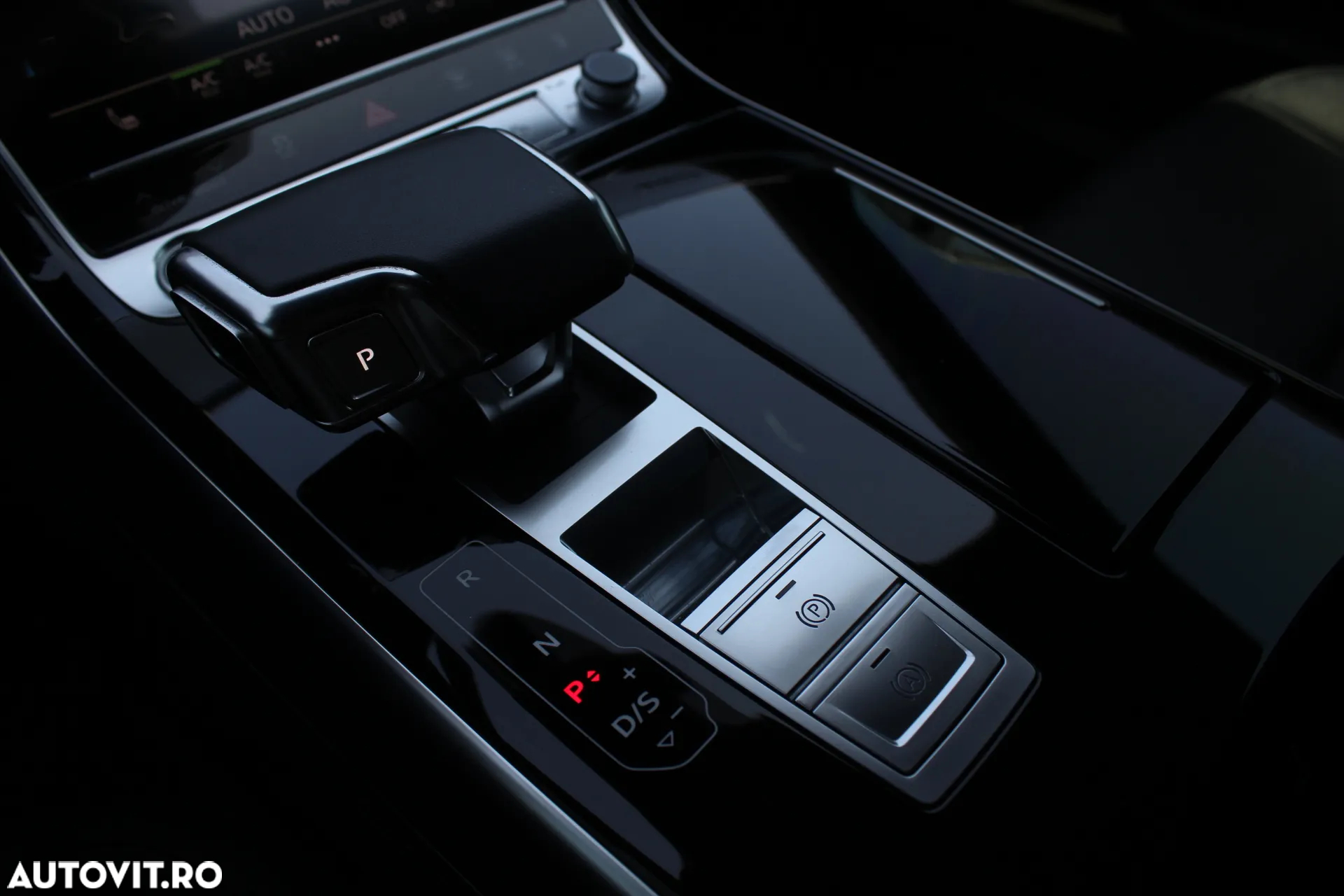 Audi A8 55 TFSI quattro Tiptronic MHEV - 9