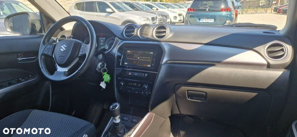 Suzuki Vitara - 37