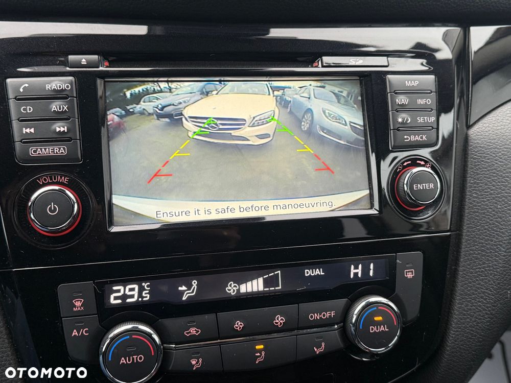 Nissan Qashqai 1.6 DIG-T Acenta - 16