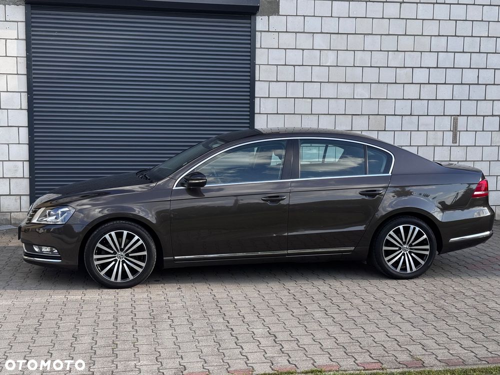 Volkswagen Passat 2.0 TDI Comfortline DSG - 19