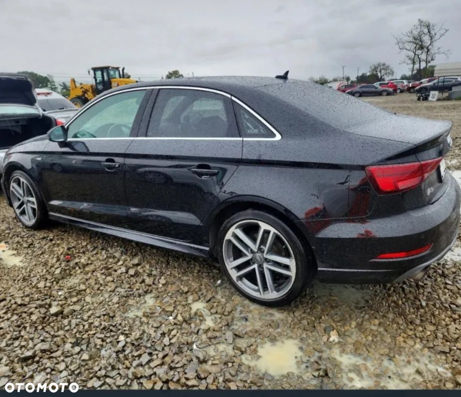 Audi A3 Limousine 2.0 TFSI quattro S tronic design - 2