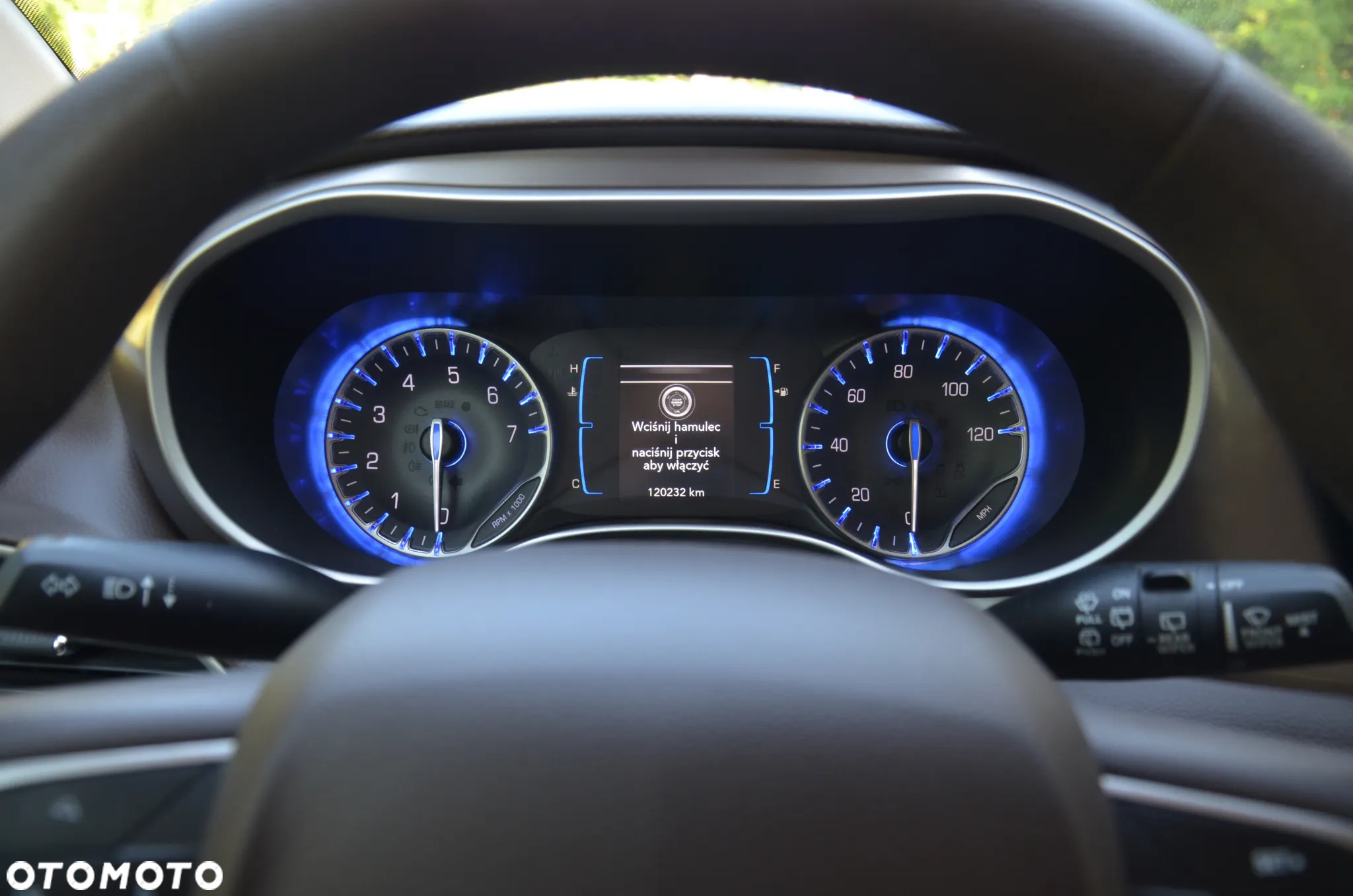 Chrysler Pacifica - 28