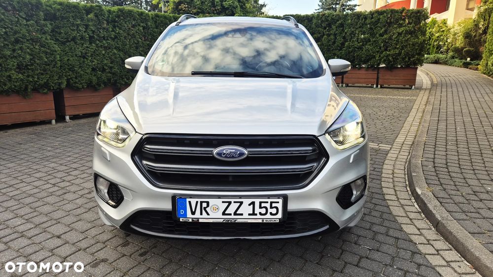 Ford Kuga 1.5 EcoBoost 2x4 ST-Line - 8