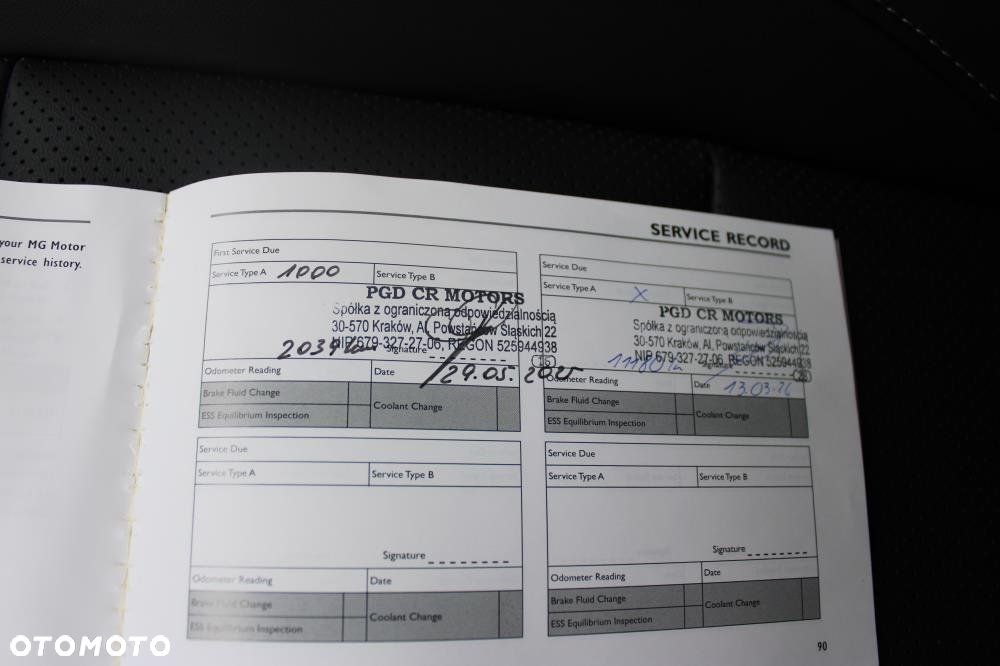 MG ZS Hybrid+ - 23