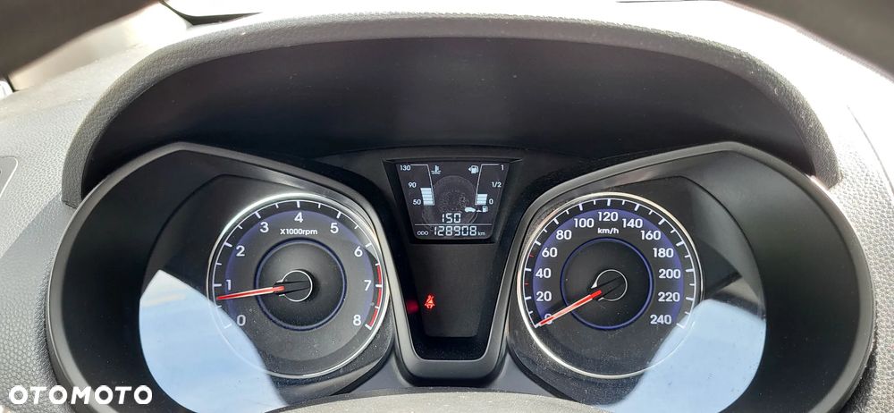 Hyundai ix20 1.4 Trend - 24