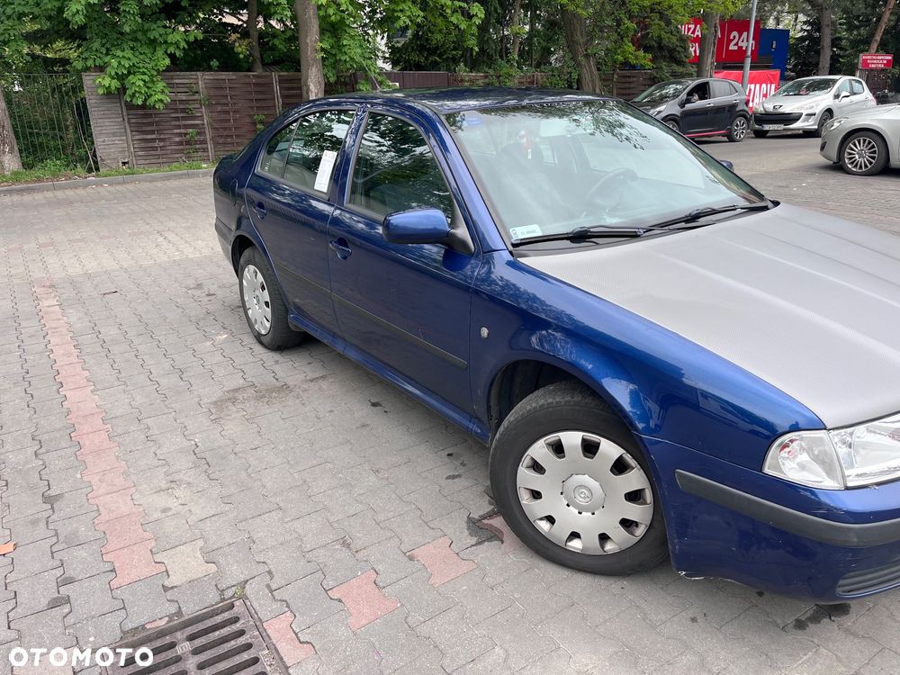 Skoda Octavia 1.6 Tour - 2