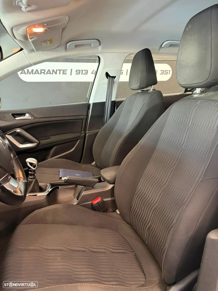 Peugeot 308 1.6 e-HDi Allure - 6