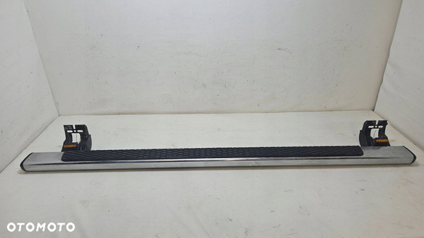 LISTWA PROGOWA LEWA DODGE RAM 68144267AB