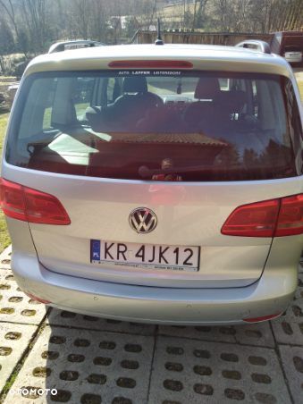 Volkswagen Touran - 4