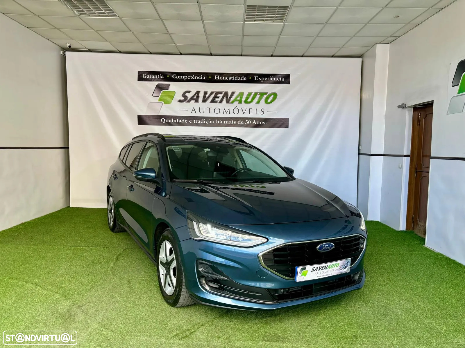 Ford Focus SW 1.0 EcoBoost Active - 23