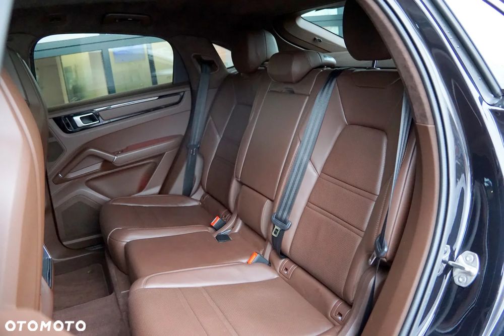 Porsche Cayenne GTS Tiptronic S - 21