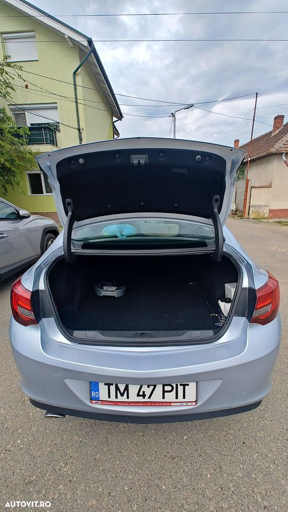 Opel Astra - 10