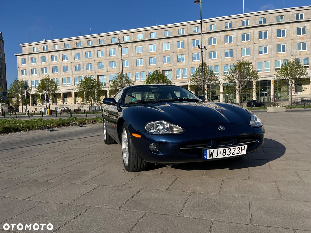Jaguar XK8 - 4