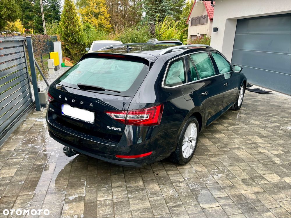 Skoda Superb 2019 photo 3