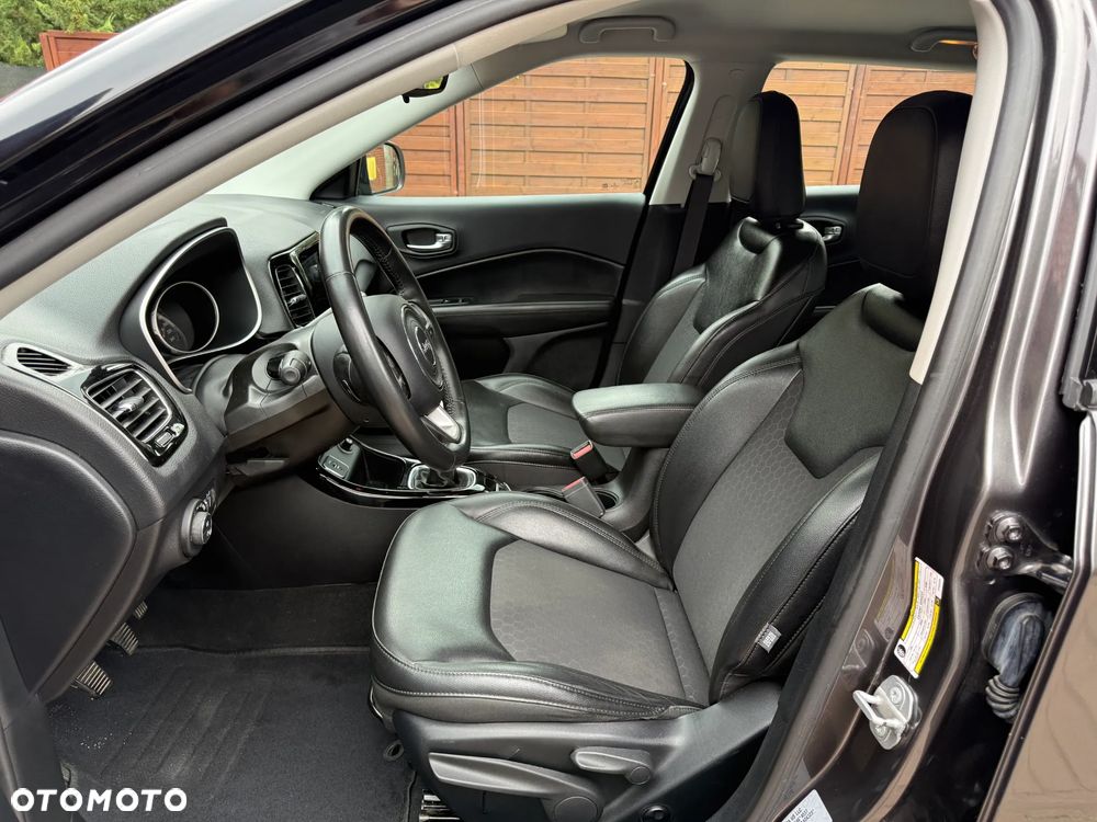 Jeep Compass 1.4 TMair Night Eagle FWD S&S - 17