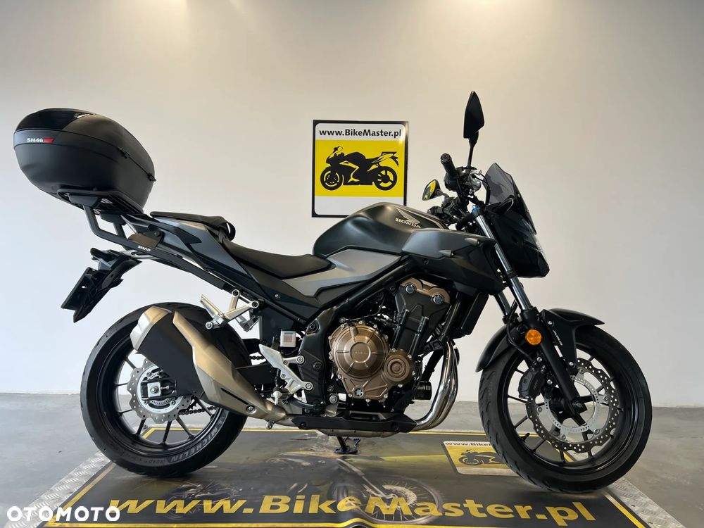 Honda CB - 1