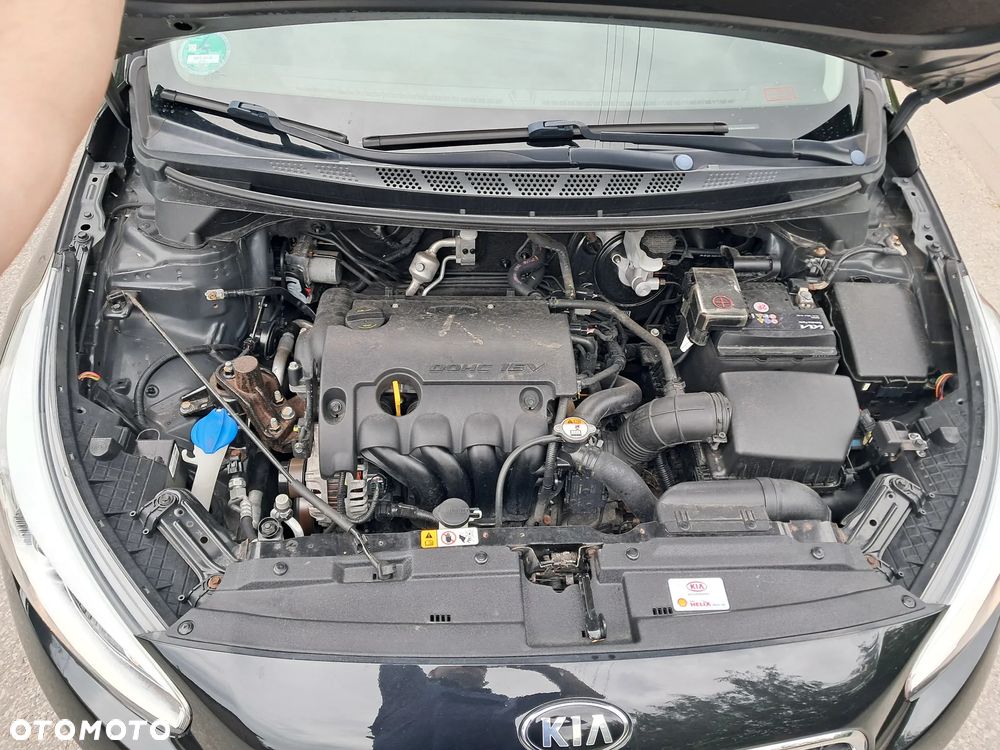 Kia Ceed 1.4 CVVT Attract - 4