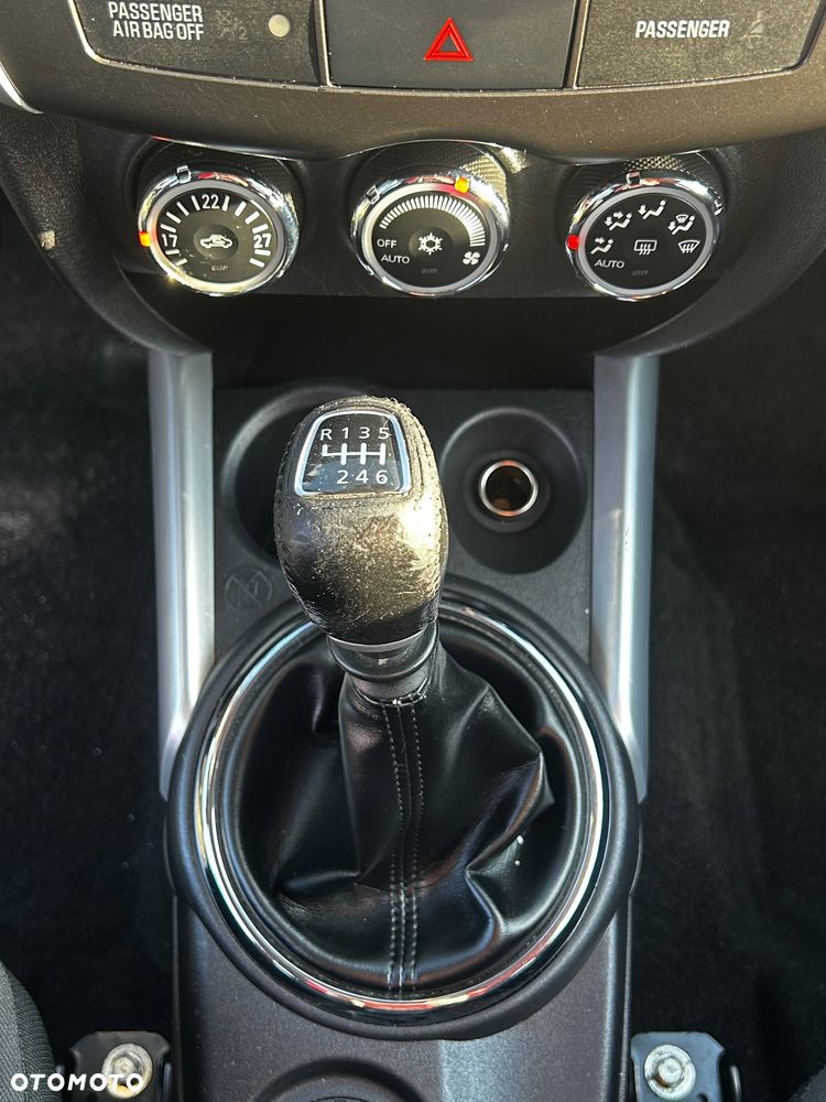 Mitsubishi ASX 1.8 DI-D 2WD 35 Jahre - 36