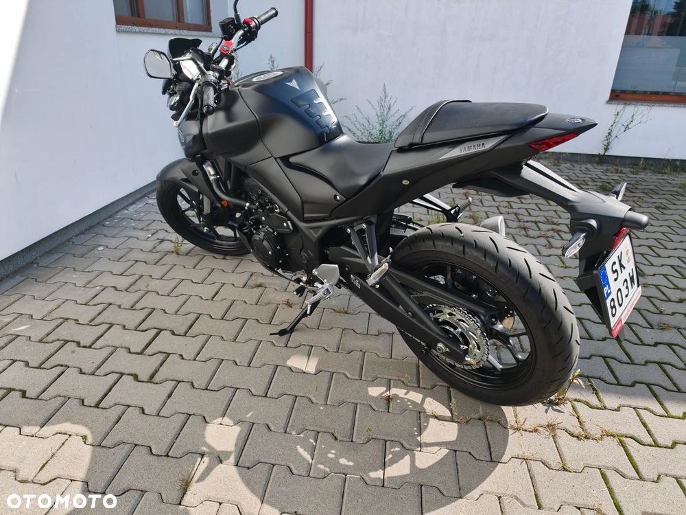 Yamaha MT - 7