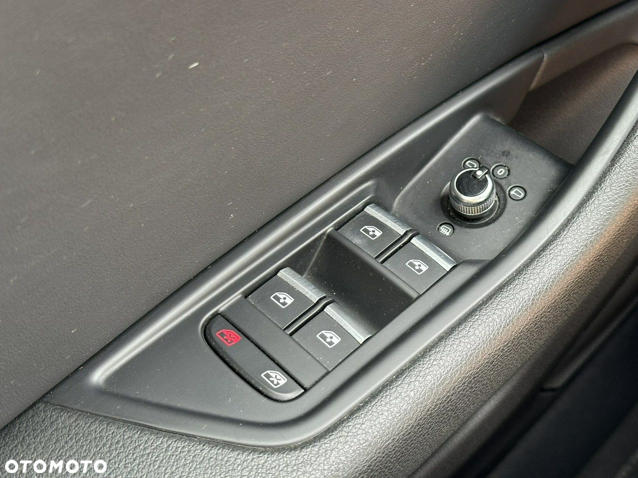 Audi A4 Avant 40 TDI quattro S tronic S line - 12