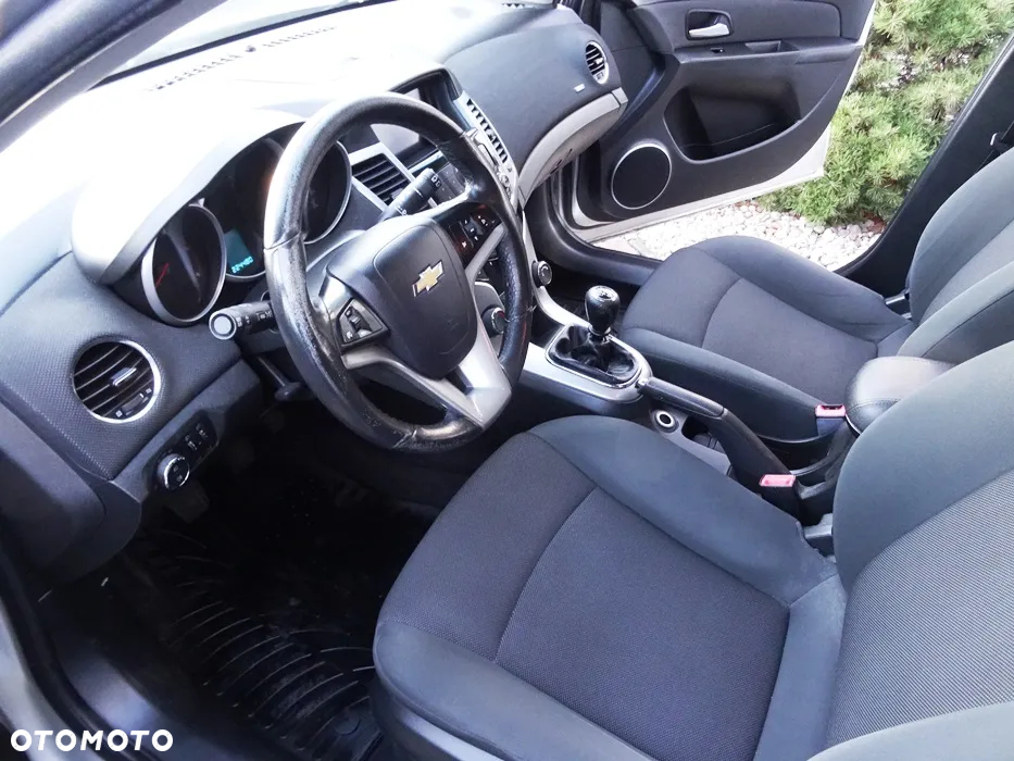 Chevrolet Cruze 2.0 D LT - 18
