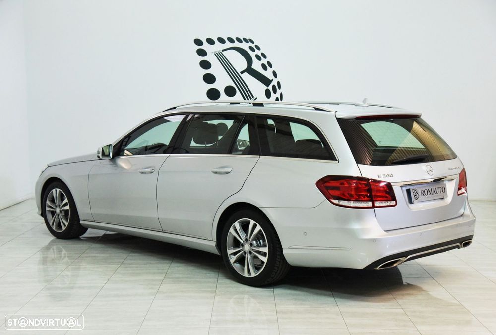 Mercedes-Benz E 300 - 6