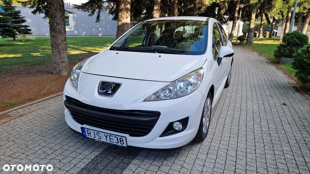 Peugeot 207 - 14