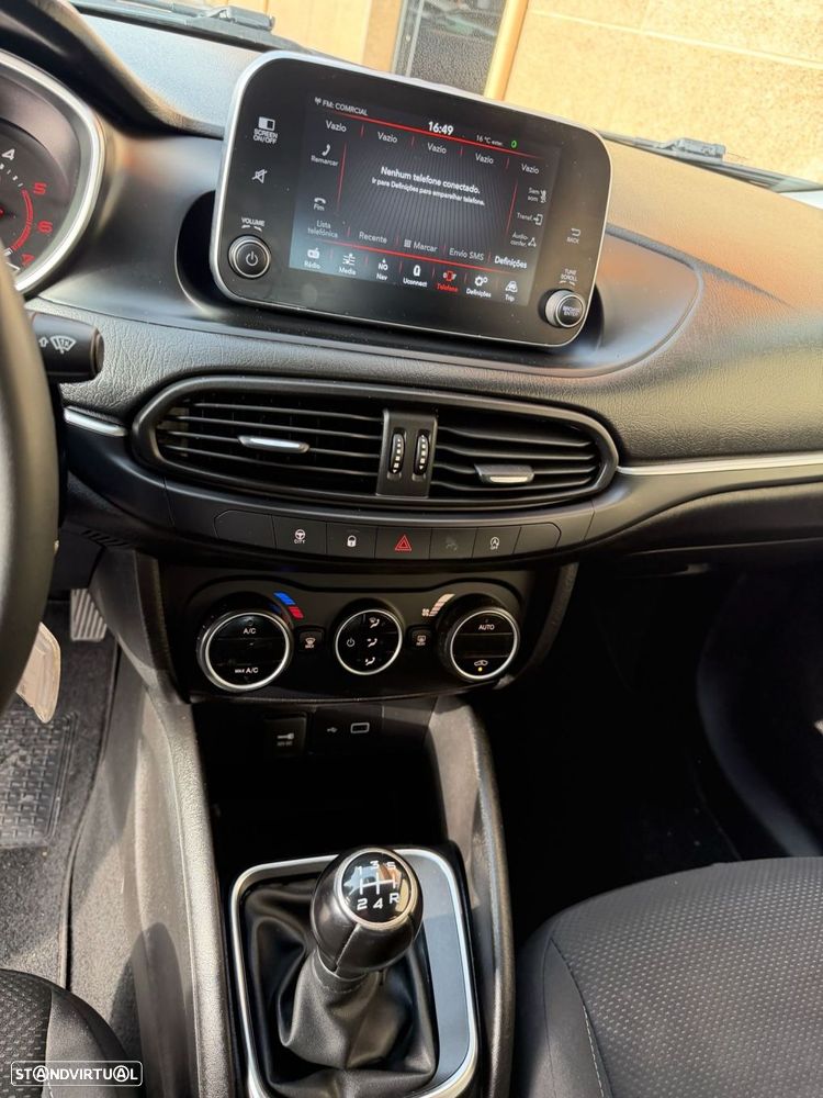 Fiat Tipo 1.3 M-Jet Easy - 11