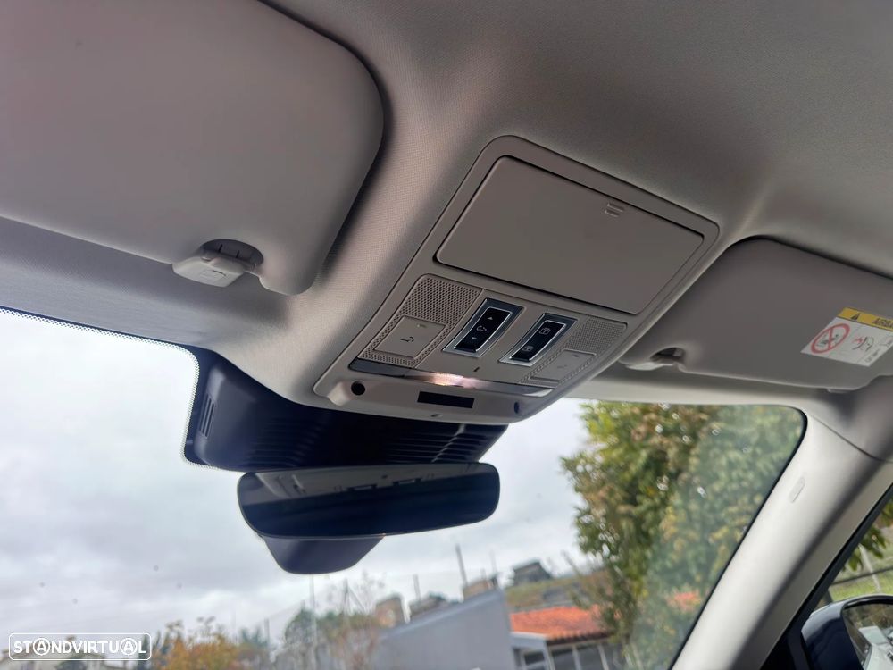 Land Rover Range Rover Evoque 1.5 P300e AWD S Auto - 24