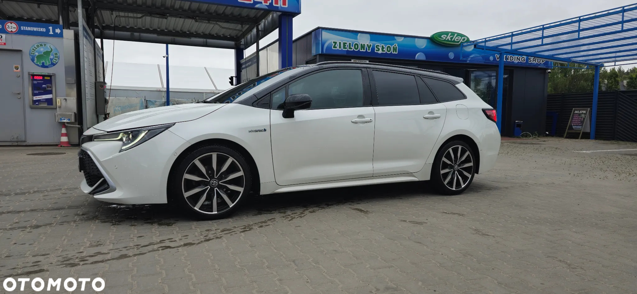 Toyota Corolla - 3