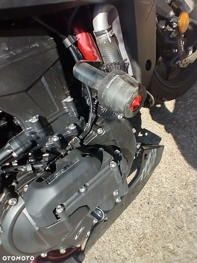 Honda Hornet - 9