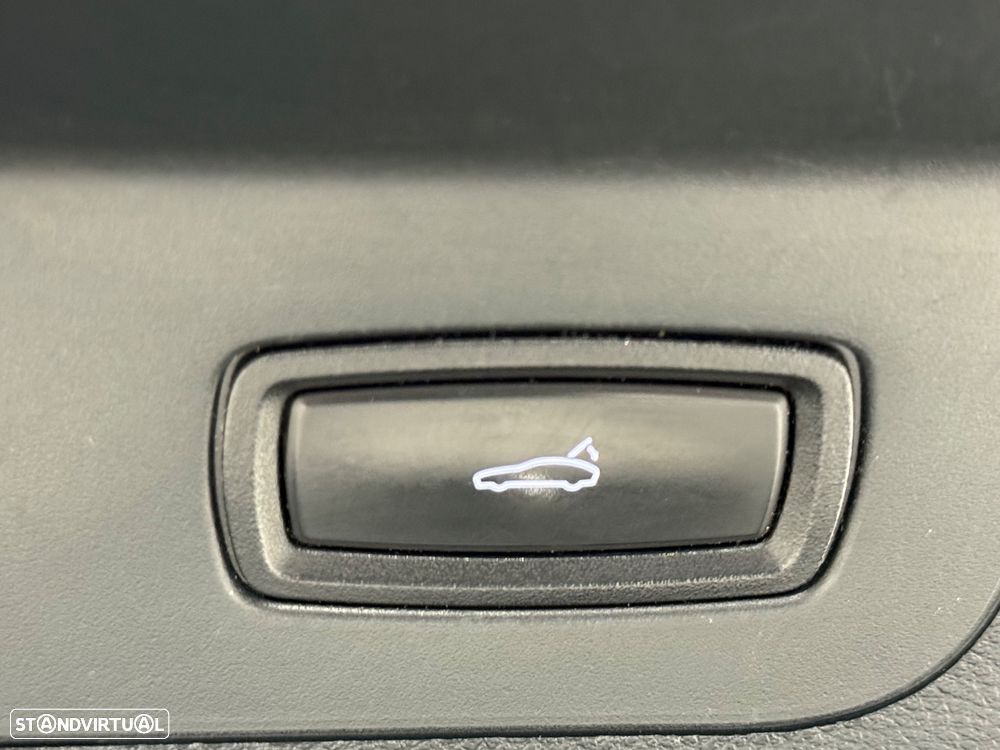 Porsche Panamera 4 E-Hybrid Executive - 19